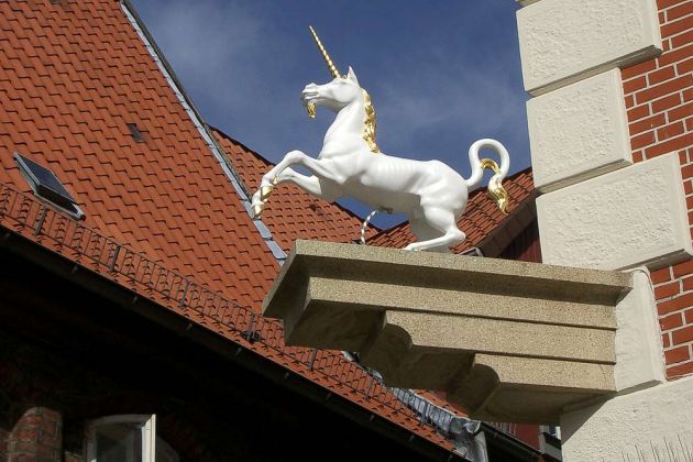 Hansestadt Lüneburg - Einhorn in der kleinen Bäckerstrasse Hansestadt Lüneburg - Einhorn in der kleinen Bäckerstrasse
