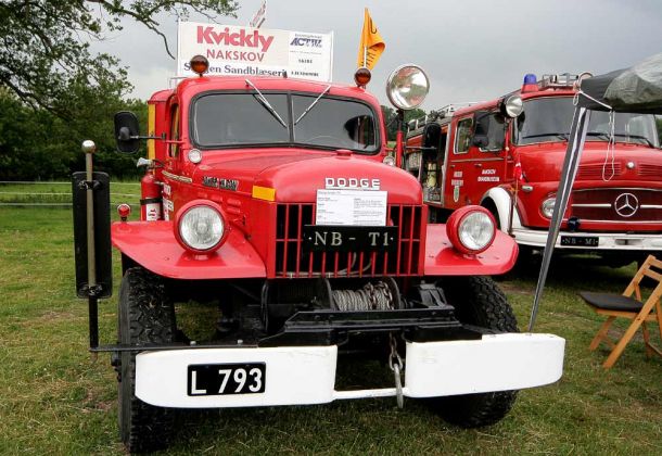 Dodge Power Wagon 4 x 4 - Feuerwehr-Oldtimer USA Dodge Power Wagon 4 x 4 - Feuerwehr-Oldtimer USA