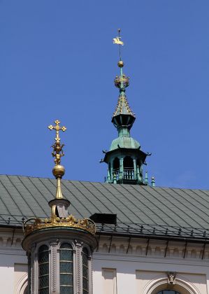 Der Wawelhügel mit dem Königsschloss und der Kathedrale in Krakau Der Wawelhügel mit dem Königsschloss und der Kathedrale in Krakau