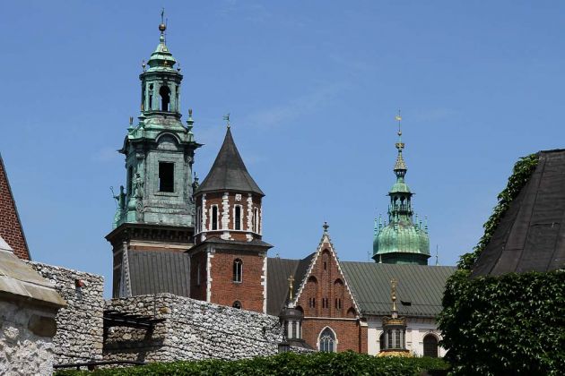 Eine Städtereise nach Krakau - der Wawelhügel mit dem Königsschloss un der Kathedrale Eine Städtereise nach Krakau - der Wawelhügel mit dem Königsschloss un der Kathedrale