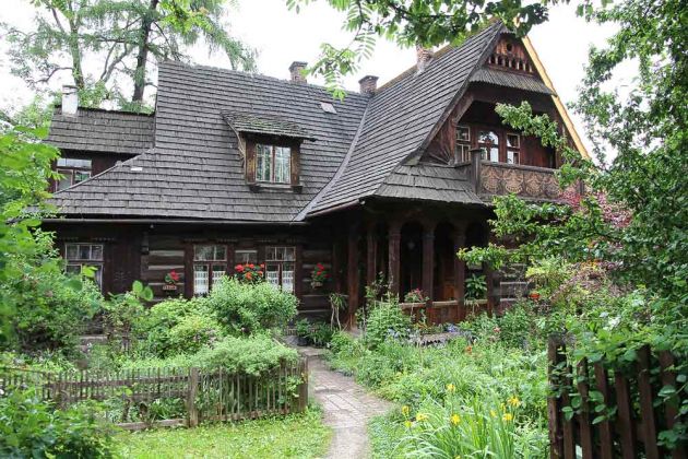 Zakopane im Nationalpark Hohe Tatra - Museum des Zakopane-Stils von S. Witkiewicz Zakopane im Nationalpark Hohe Tatra - Museum des Zakopane-Stils von S. Witkiewicz