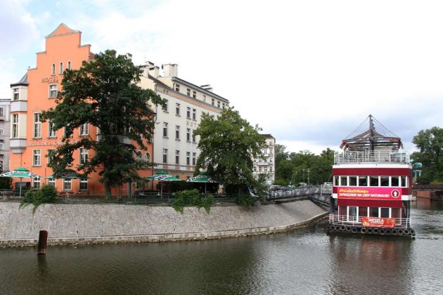 Hotel Tumski mit Barka Tumski auf der Mühleninsel - Breslau Hotel Tumski mit Barka Tumski auf der Mühleninsel - Breslau