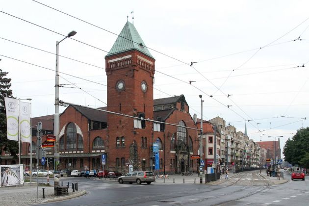 Hala Targowa, die Markthalle von Breslau am Plac Nankiera - Städtereise Breslau Hala Targowa, die Markthalle von Breslau am Plac Nankiera - Städtereise Breslau