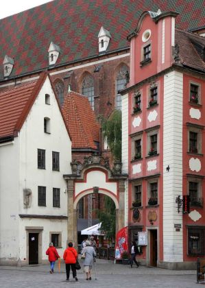 Fassaden an der Rückseite der Universität Breslau - Städtereise Breslau Fassaden an der Rückseite der Universität Breslau - Städtereise Breslau