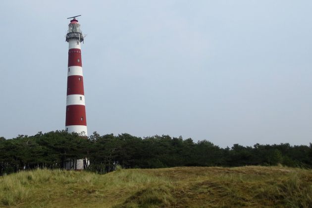 Vuurtoren Bornrif - der 55 Meter hohe Leuchtturm der westfriesischen Nordseeinsel Ameland der Bauzeit 1880 bis 1881- Foto: Birthe Möller Vuurtoren Bornrif - der 55 Meter hohe Leuchtturm der westfriesischen Nordseeinsel Ameland der Bauzeit 1880 bis 1881- Foto: Birthe Möller
