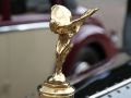 'Spirit of Ecstasy' oder auch 'Emily' genannt - die berühmte Kühlerfigur, die seit 1911 jeden Rolls Royce ziert