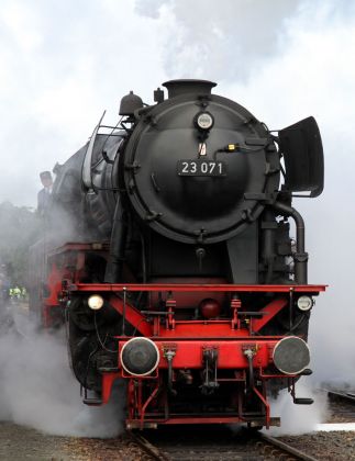 Dampflok Baureihe 23 - Die Dampflokomotive 23 071 in Beekbergen bei Apeldoorn in den Niederlanden