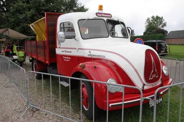 LKW-Oldtimer - Deutz-Magirus Rundhauber LKW mit luftgekühltem Dieselmotor LKW-Oldtimer - Deutz-Magirus Rundhauber LKW mit luftgekühltem Dieselmotor
