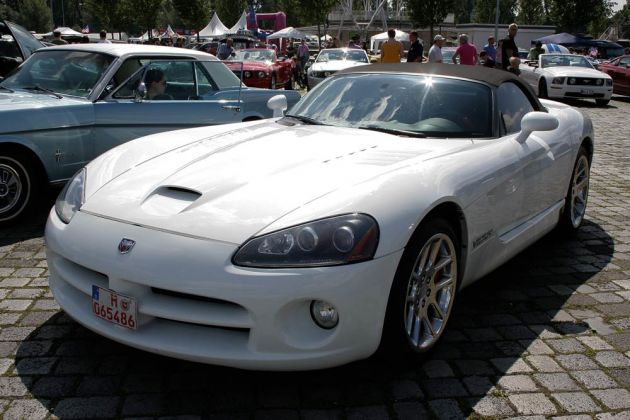 Dodge Viper SRT 10 Roadster - Baujahre 2003 bis 2010 Dodge Viper SRT 10 Roadster - Baujahre 2003 bis 2010