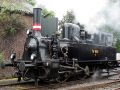 Die Angelner Dampfeisenbahn - die kleine Dampflokomotive F 654, liebevoll 'Julchen' genannt, bei Rangierfahrten am Lokschuppen in Kappeln