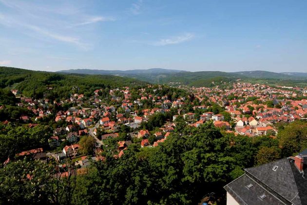Wernigerode am Harz - Blick von der Schlossterrasse über die Stadt Wernigerode am Harz - Blick von der Schlossterrasse über die Stadt