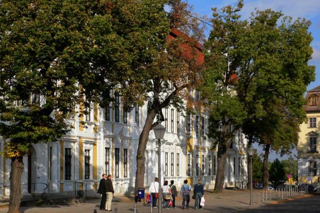 Magdeburg - Landtag von Sachsen-Anhalt, das Landtags-Gebäude am Domplatz