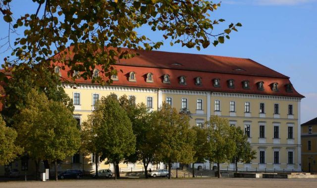 Magdeburg - historisches Gebäude am Domplatz Magdeburg - historisches Gebäude am Domplatz