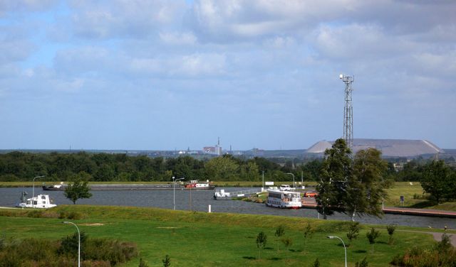 Mittellandkanal und Abstiegskanal Rothensee - Wasserstrassenkreuz Magdeburg Mittellandkanal und Abstiegskanal Rothensee - Wasserstrassenkreuz Magdeburg