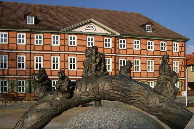 Wernigerode - Nicolaiplatz und Polizei-Revier Wernigerode - Nicolaiplatz und Polizei-Revier