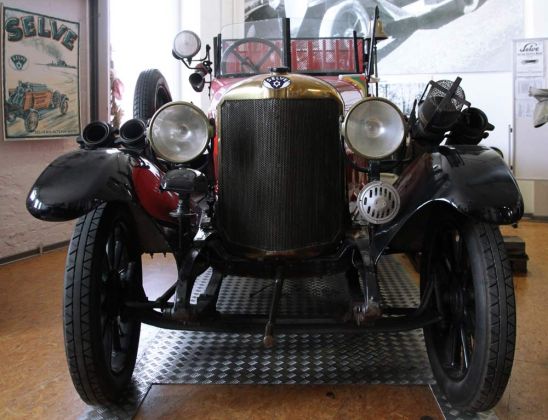 Feuerwehr Selve 8/32 - Baujahr 1921, Vierzylinderr, 2110 ccm, 32 PS - Selve Automobilwerke AG, Hameln - Hamelner Automobilmuseum im Hefehof, Hameln