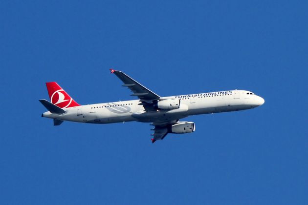 Airbus A 321-231 - Hannover-Langenhagen Airbus A 321-231 - Hannover-Langenhagen