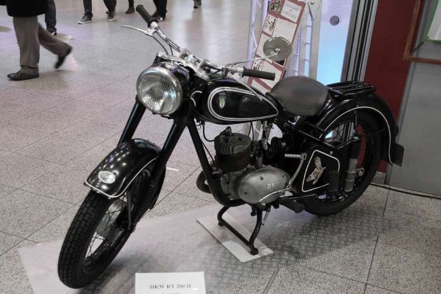 DKW Motorrad-Oldtimer - DKW RT 200 H DKW Motorrad-Oldtimer - DKW RT 200 H