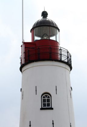Vuurtoren van Urk, Ijsselmeer - der 18,5 Meter hohe Leuchtturm in Urk der Bauzeit 1844 bis 1845 Vuurtoren van Urk, Ijsselmeer - der 18,5 Meter hohe Leuchtturm in Urk der Bauzeit 1844 bis 1845