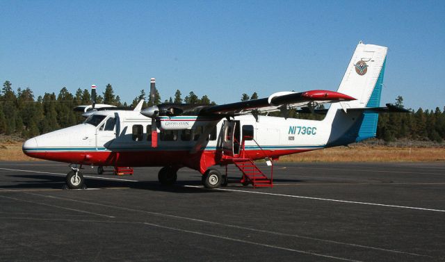 DeHavilland DHC-6 Twin Otter - DHC-6-300