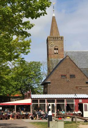 Die holländische Nordseeinsel Texel - Kirche in Den Burg Die holländische Nordseeinsel Texel - Kirche in Den Burg