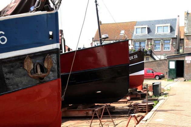 Urk am Ijsselmeer - die Schiffswerft Westhaven Urk am Ijsselmeer - die Schiffswerft Westhaven