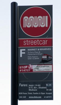 Haltestellen-Schild der Streetcar F-Line in San Francisco