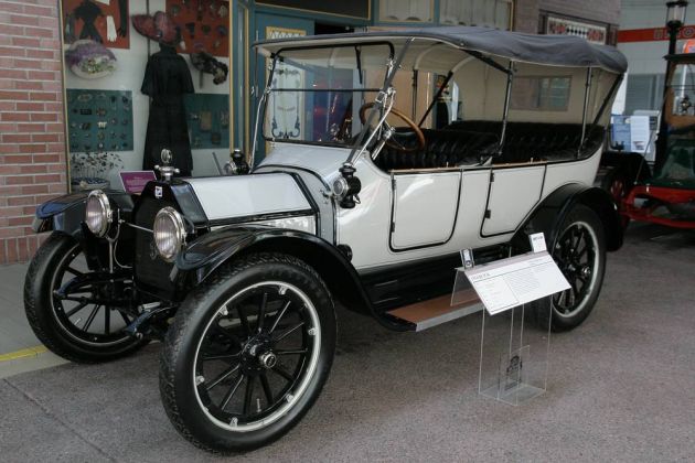 Buick 25 Five Passenger Touring - Baujahr 1914 Buick 25 Five Passenger Touring - Baujahr 1914