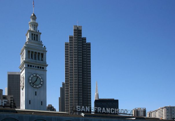 San Francisco Ferry Terminal und Ferry Building, Fisherman's Wharf - San Francisco San Francisco Ferry Terminal und Ferry Building, Fisherman's Wharf - San Francisco