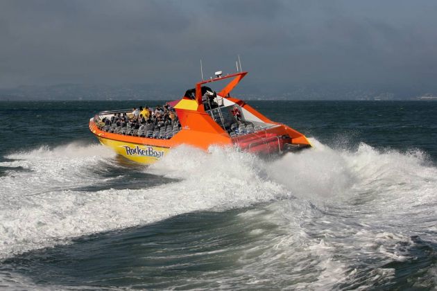Rocket Boat - spektakuläre Jetboot-Fahrten ab dem Pier 39, Fishermans Wharf, San Francisco Rocket Boat - spektakuläre Jetboot-Fahrten ab dem Pier 39, Fishermans Wharf, San Francisco