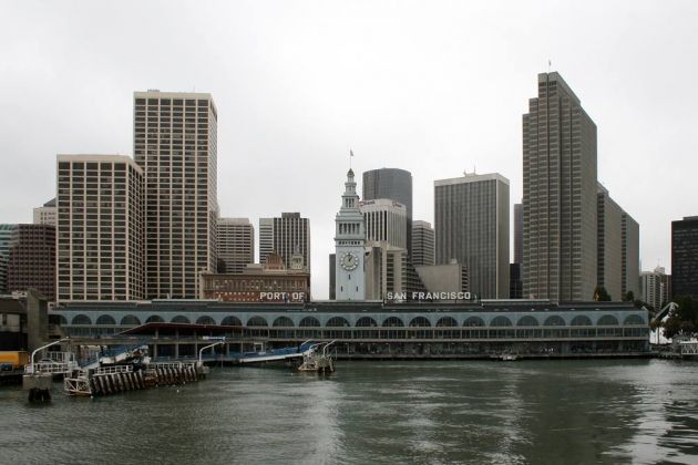 Port of San Francisco mit Ferry Building - Panorama City Center Port of San Francisco mit Ferry Building - Panorama City Center