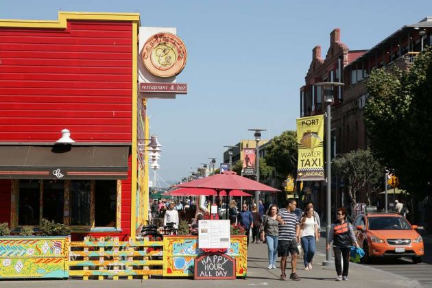 Beach Street, Fishermans Wharf - San Francisco Beach Street, Fishermans Wharf - San Francisco