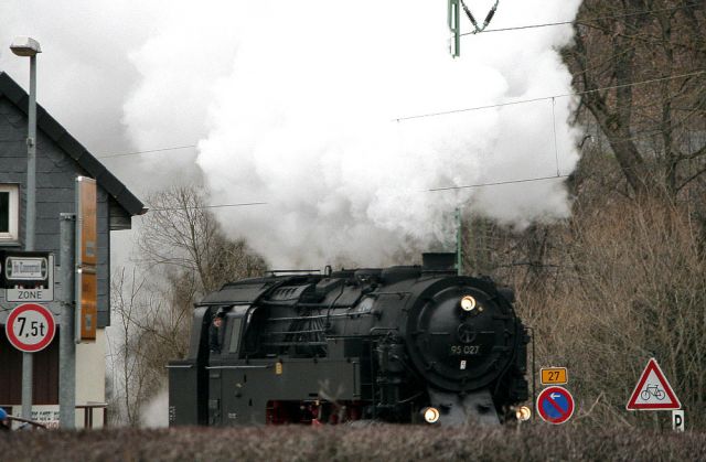 Die Bergkönigin 95 027 auf der Rübelandbahn - Rangierfahrt in Rübeland Die Bergkönigin 95 027 auf der Rübelandbahn - Rangierfahrt in Rübeland