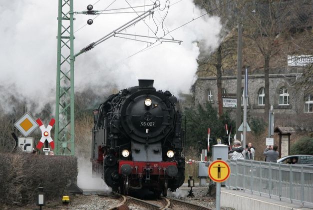 Die Bergkönigin 95 027 auf der Rübelandbahn - Rangierfahrt in Rübeland Die Bergkönigin 95 027 auf der Rübelandbahn - Rangierfahrt in Rübeland