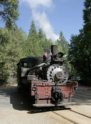Shay Schmalspur-Dampflok No. 10 - Yosemite Mountain Sugar Pine Railroad Shay Schmalspur-Dampflok No. 10 - Yosemite Mountain Sugar Pine Railroad
