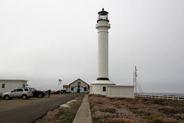 Point Arena und Stornetto Unit, Point Arena Lightrhouse - Mendocino Coast, California Highway One, 