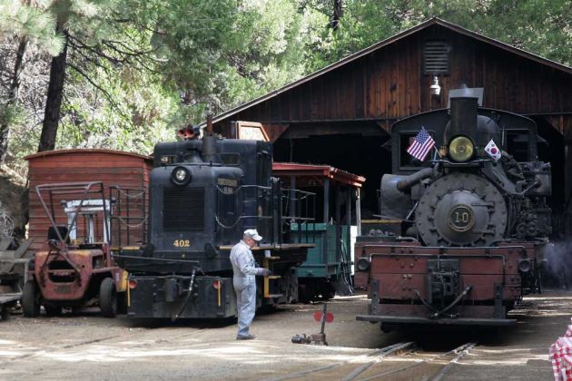 Shay Schmalspur-Dampflok No. 10 - Yosemite Mountain Sugar Pine Railroad Shay Schmalspur-Dampflok No. 10 - Yosemite Mountain Sugar Pine Railroad