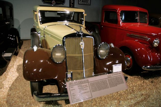Studebaker Series 56 - Five Passenger Sedan - Baujahr 1933
