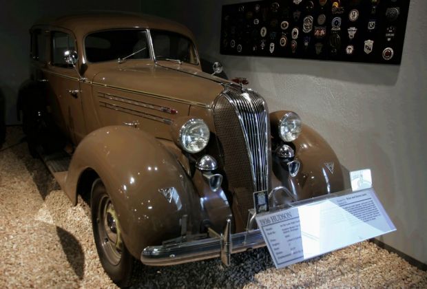 Hudson 64 De Luxe Eight Sedan - Baujahr 1936 Hudson 64 De Luxe Eight Sedan - Baujahr 1936