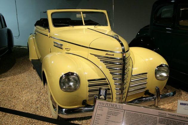 Plymouth P 8 De Luxe Convertible Coupe Plymouth P 8 De Luxe Convertible Coupe