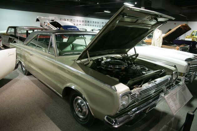 Plymouth Belvedere Satelitie 2-Door Hardtop - Baujahr 1966 Plymouth Belvedere Satelitie 2-Door Hardtop - Baujahr 1966