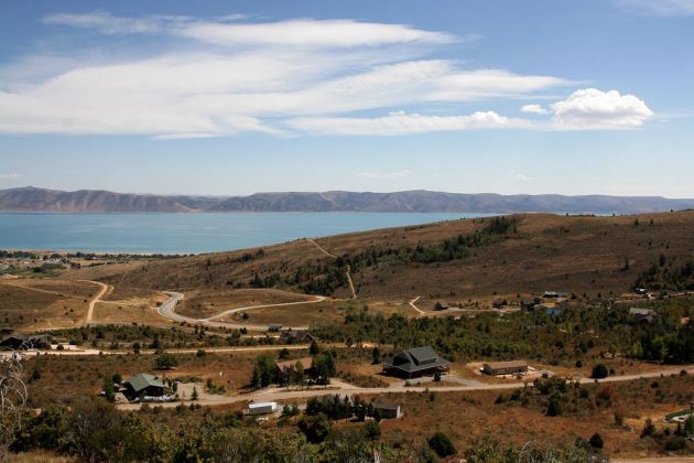 Aussicht auf den Bear Lake vom Bear Lake Summit Aussicht auf den Bear Lake vom Bear Lake Summit