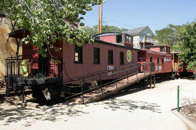 Historische Dienstwagen der Virginia and Truckee Railroad, sogenannte Cabooses