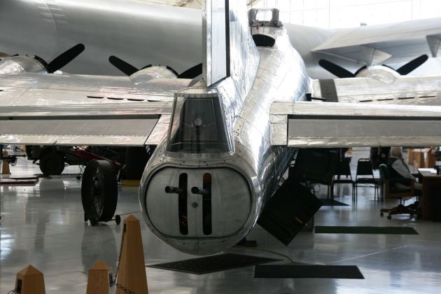 Boeing B-17 Flying Fortress - Evergreen Aviation & Space Museum, Oregon Boeing B-17 Flying Fortress - Evergreen Aviation & Space Museum, Oregon