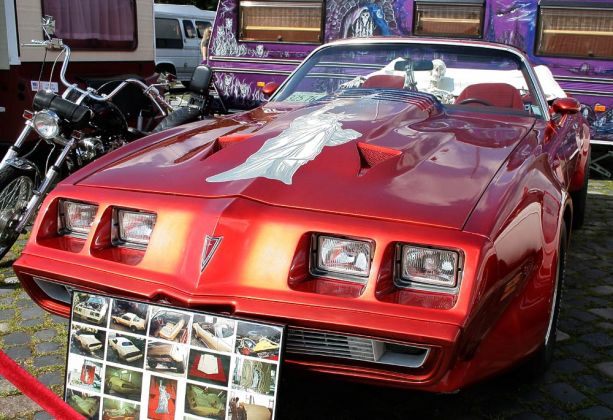 Pontiac Oldtimer - Pontiac Firebird 2. Generation Pontiac Oldtimer - Pontiac Firebird 2. Generation