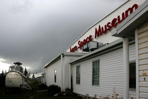 The Hangar Flight Museum of Calgary - Aussenansicht