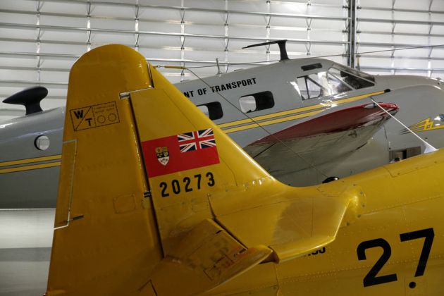 Space Museum of Calgary - North American Harvard und Beechcraft Space Museum of Calgary - North American Harvard und Beechcraft