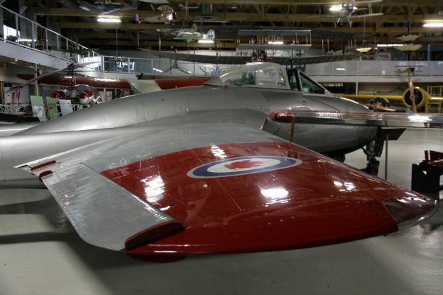 De Havilland DH 100 Vampire F Mk. III De Havilland DH 100 Vampire F Mk. III