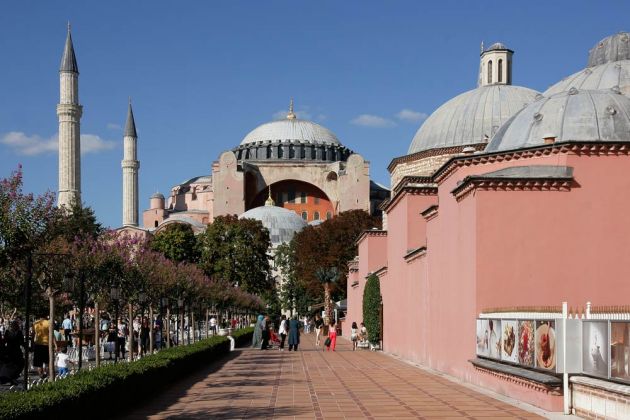 Sultan Ahmet Park und Hagia Sophia - Ayasofya, Istanbul Sultan Ahmet Park und Hagia Sophia - Ayasofya, Istanbul