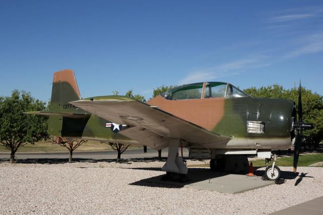 North American T-28 B Trojan - Hill Aerospace Museum, Utah